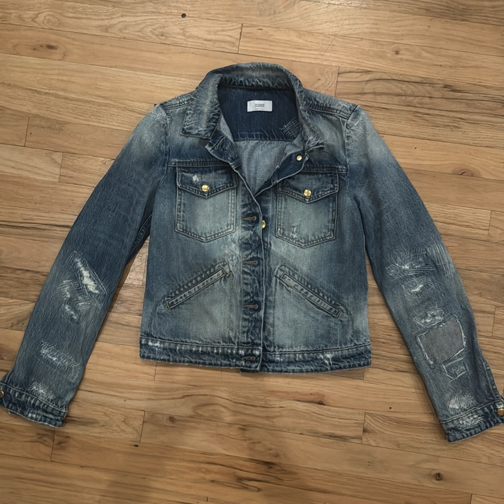 Closed Light Blue Denim Jacket with Gold Accents